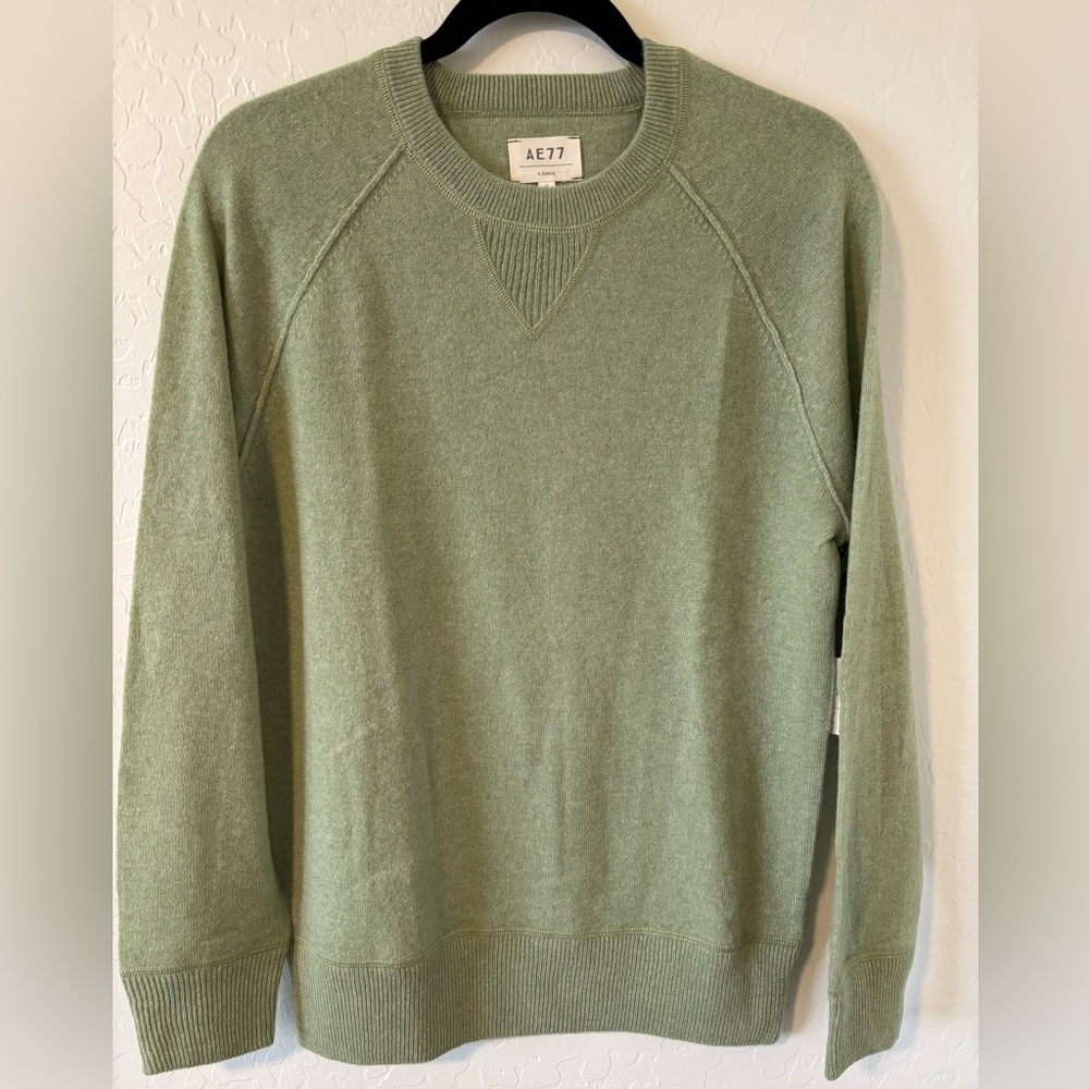 AE77 Cashmere Sweater. NWT